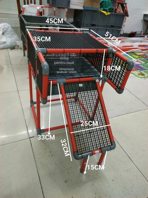 Platformă cu plasă pentru bazinul de depunere a ouălor la țestoase, cu adăpost arc pentru reproducere