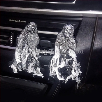 Tabletă de parfum pentru mașină, cu motiv craniu de Halloween, clips pentru aer, parfum floral, conținut sub 5 ml, volatilizare 1-15 zile