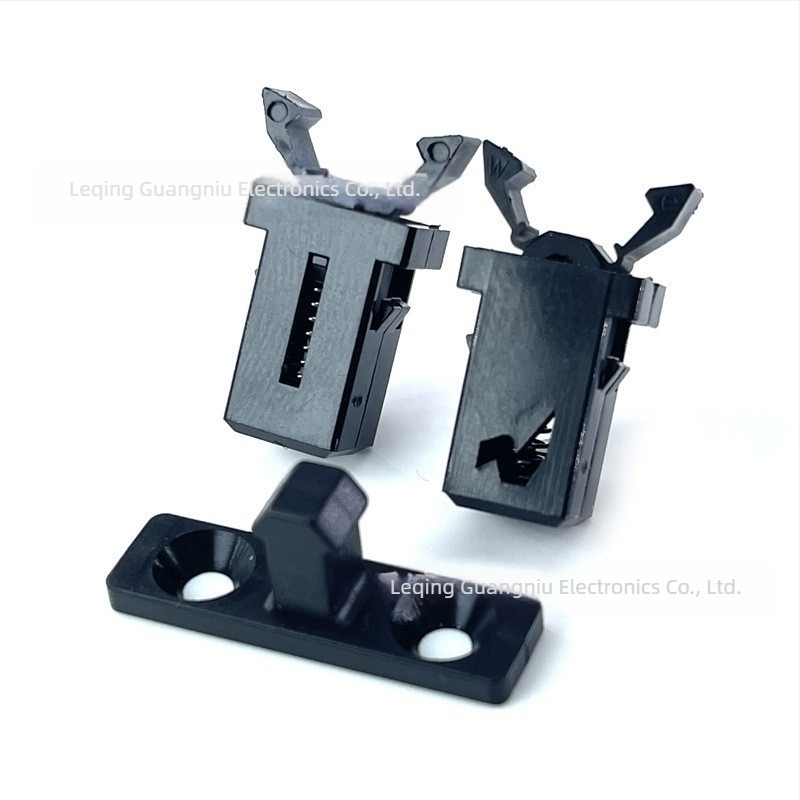 Încuietoare pentru capac coș de gunoi, tip push, cu cataramă auto-blocantă, 440V+, 15A, viață 5000 cicluri, CE