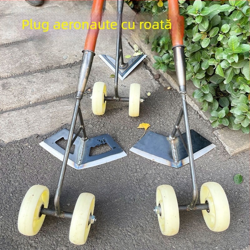 Unealtă de plivit cu trei funcții, cu două roți de sprijin: afânarea solului, crearea brazdelor și fertilizarea legumelor.