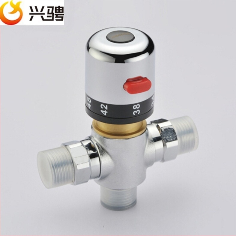 XC-02 Robinet termostatic de amestec din cupru, cu aliaj SMA, conexiune DN15, presiune de lucru 0,03–1 MPa, potrivit pentru boilere solare, electrice și pe gaz.