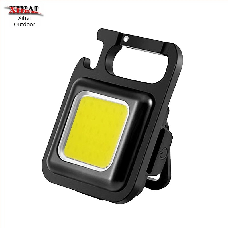 Lumină LED mini pentru chei – Lumină de lucru magnetică multifuncțională cu deschizător de sticle (6W • Încărcare • 500mAh • Model XH-69)