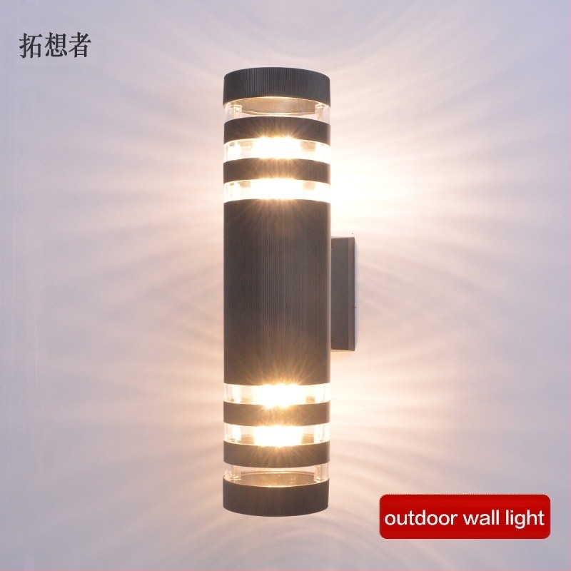 Lampă de perete exterior din plastic, protecție IP55, 2 LED, alimentare 110-220V