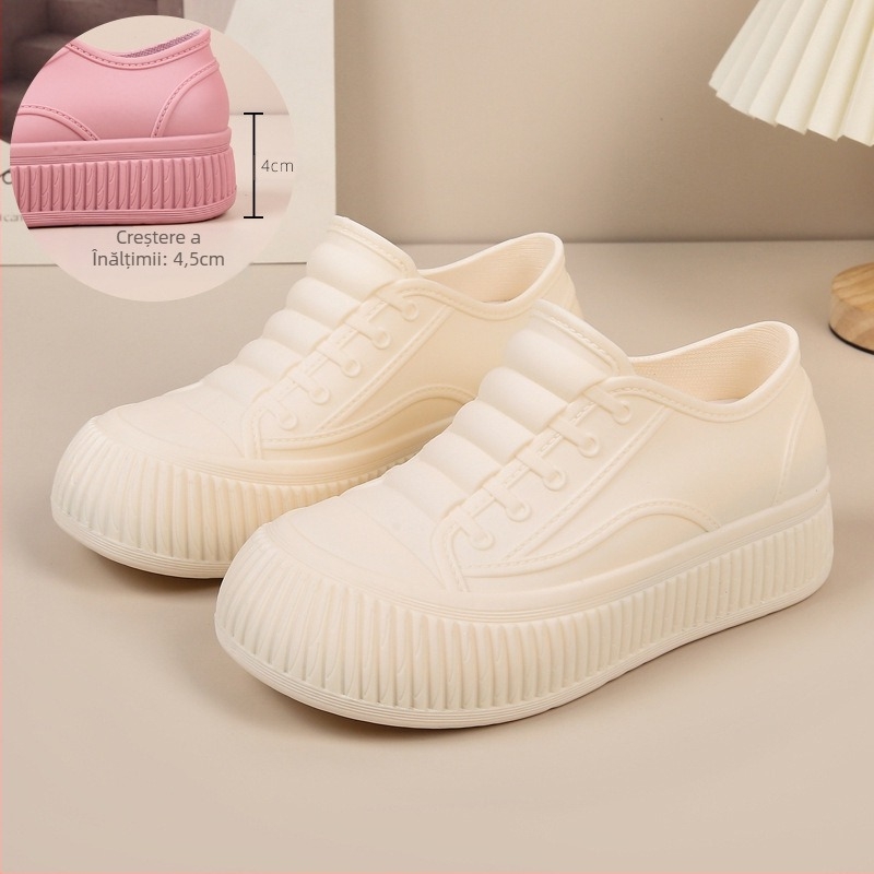 Cizme de ploaie pentru femei - impermeabile, PVC partea superioară, gambă joasă, slip-on, toc mic 1–3 cm