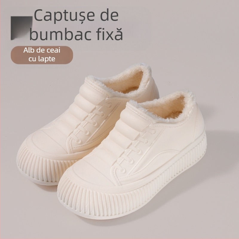 Cizme de ploaie pentru femei - impermeabile, PVC partea superioară, gambă joasă, slip-on, toc mic 1–3 cm