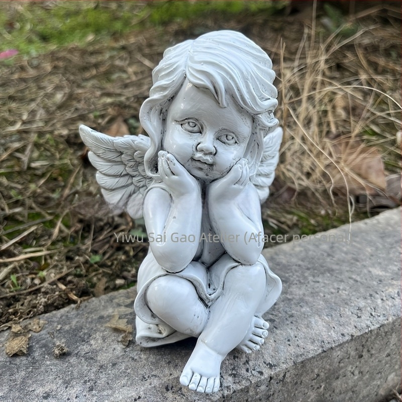 Statuie Cupidon – Îngeruleț din rășină pentru curte, decor modern minimalist; Material: rășină; Categorie: meșteșuguri din rășină; Ambalare: ambalaj carton