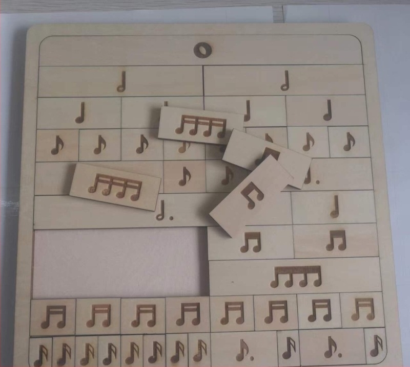 Puzzle muzical din lemn pentru copii – note și pauze, jucărie educațională, design modern minimalist