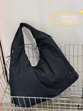 Geantă de umăr Bou bou, material parașută, formă orizontală pătrată, fermoar, căptușeală din bumbac, buzunar laptop și buzunar laminat cu fermoar