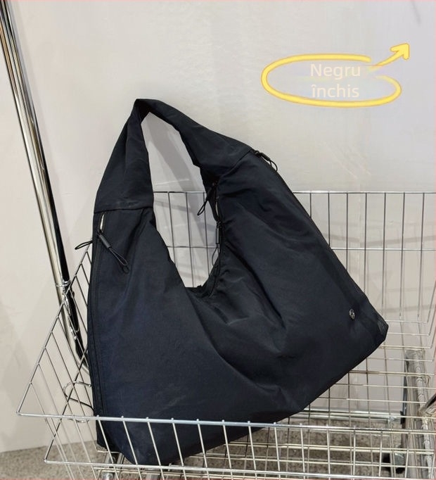 Geantă de umăr Bou bou, material parașută, formă orizontală pătrată, fermoar, căptușeală din bumbac, buzunar laptop și buzunar laminat cu fermoar