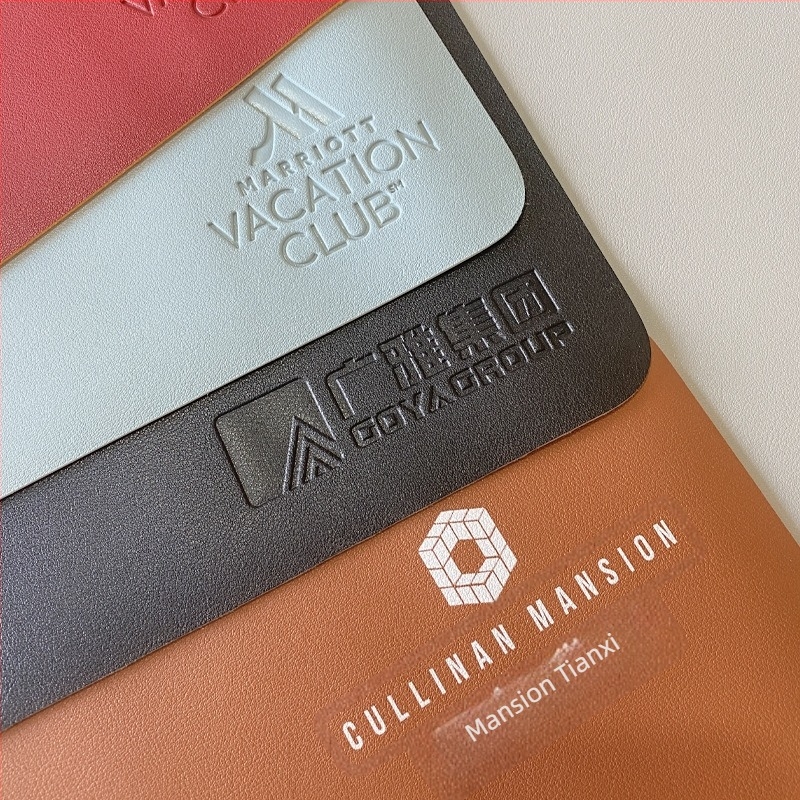 Pad de mouse din piele, dublă față, cusut, cu logo imprimat, personalizabil după desene