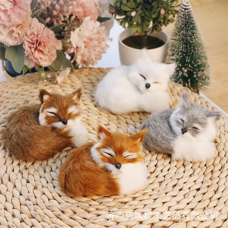 Figuură realistă de vulpe — blană artificială, figură de animal, marcă Cat crafts