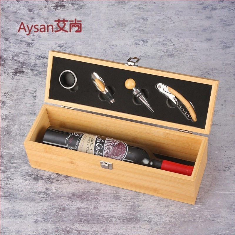 Set de accesorii pentru vin – Deschizător de sticle din bambus, 4 piese (deschizător, dop, pourer, inel) – stil modern