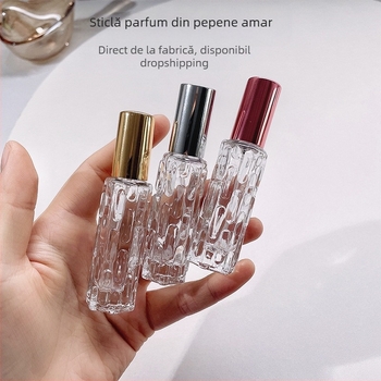 Sticlă de parfum din sticlă suflată, cu pulverizator și difuzor cu bile metalice