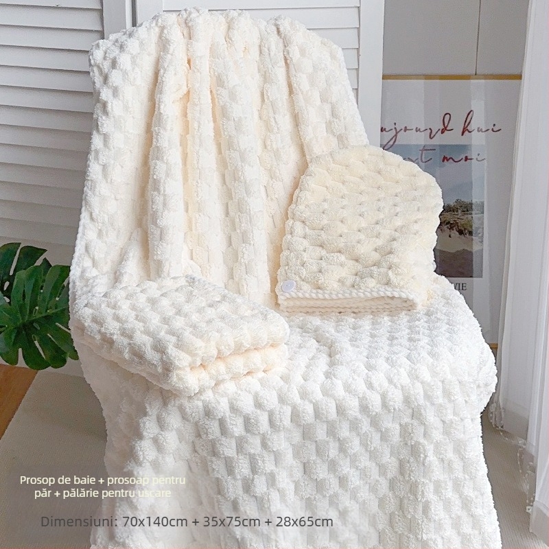 Set baie din trei piese: prosop de înfășurat pentru adulți, căciulă de uscare a părului și prosop; bumbac 100%, fir 150D, marca Silent Love