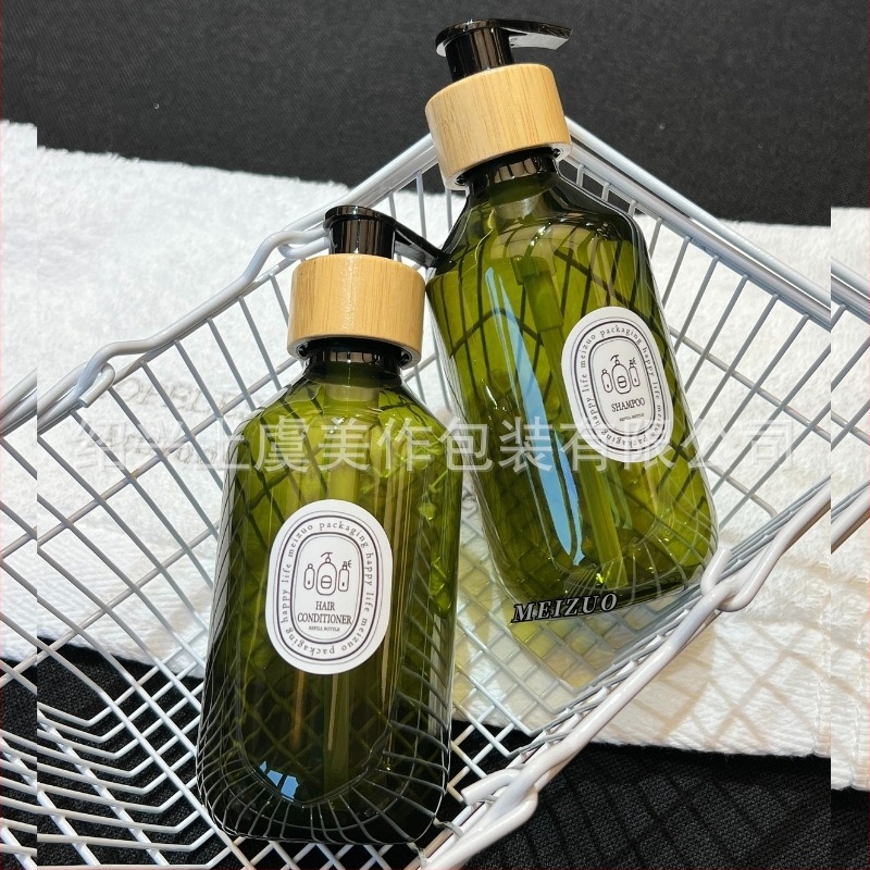 Set dublu de sticle dozatoare pentru șampon, pompă din bambus, PET material, turnare prin blow molding, ambalaj cosmetic