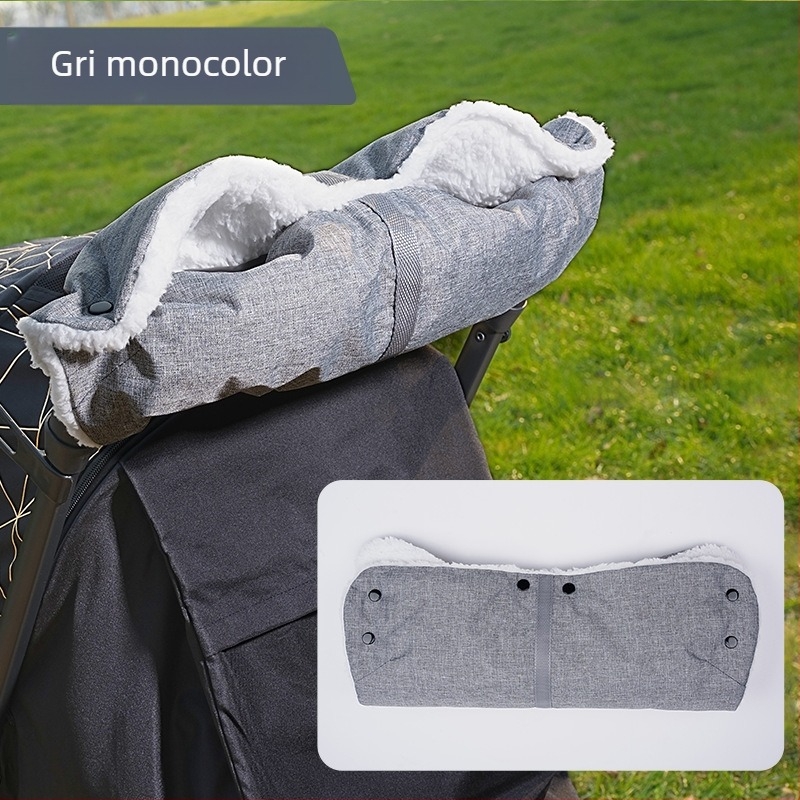 Husă pentru mânerul căruciorului de bebeluș – rezistent la vânt, căptușită cu fleece, materiale: Oxford cloth / lână de miel