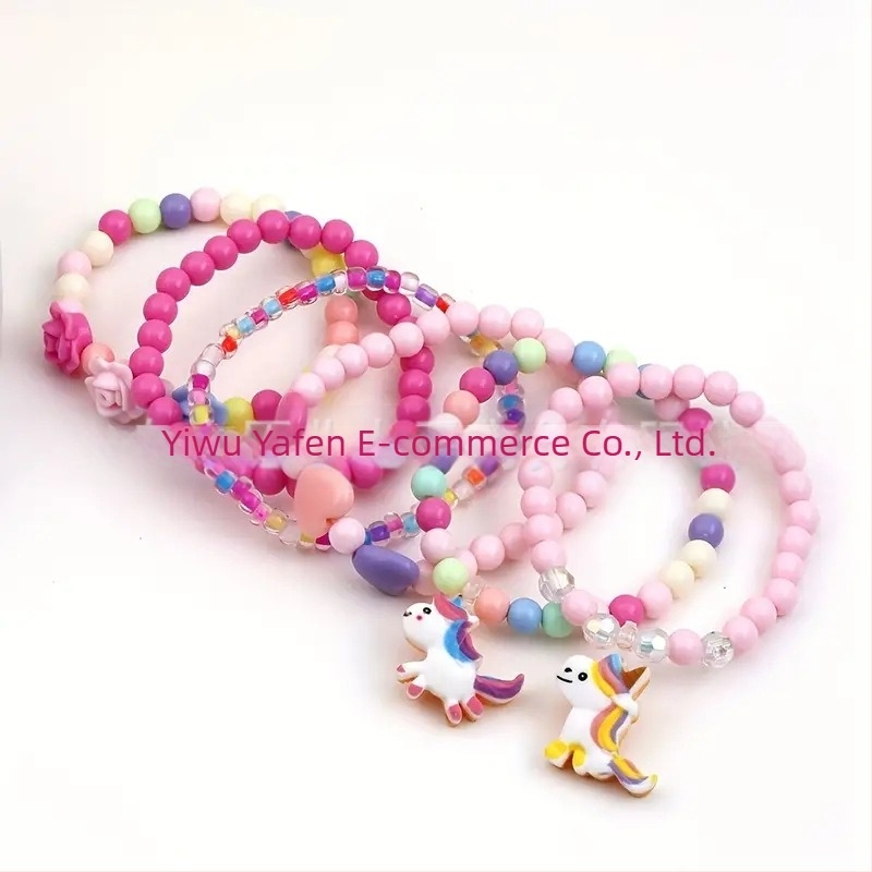 Brățară acrilică handmade cu unicorn și mărgele pentru copii