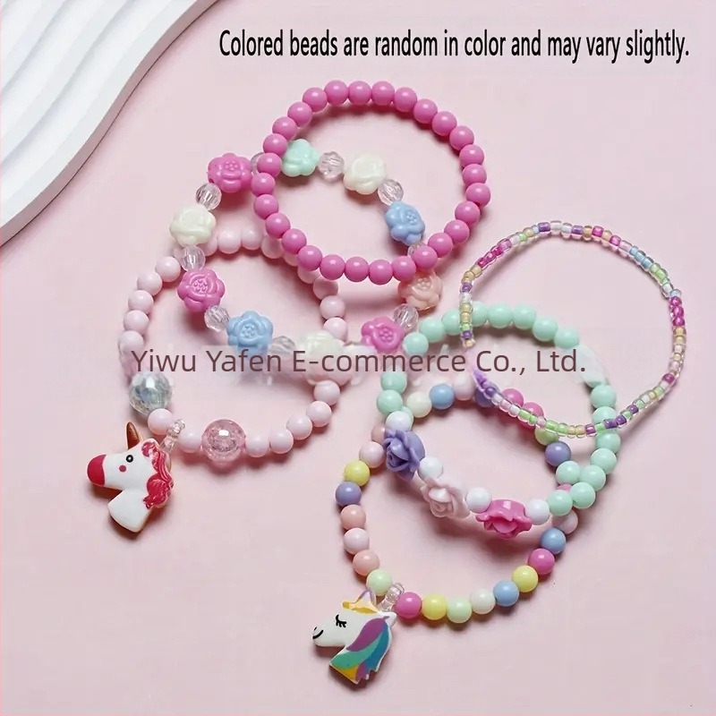 Brățară acrilică handmade cu unicorn și mărgele pentru copii