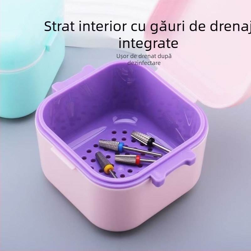 Boxă din plastic pentru dezinfectarea și curățarea capetelor de pilire a unghiilor, înmuiate în alcool; conținut net 30