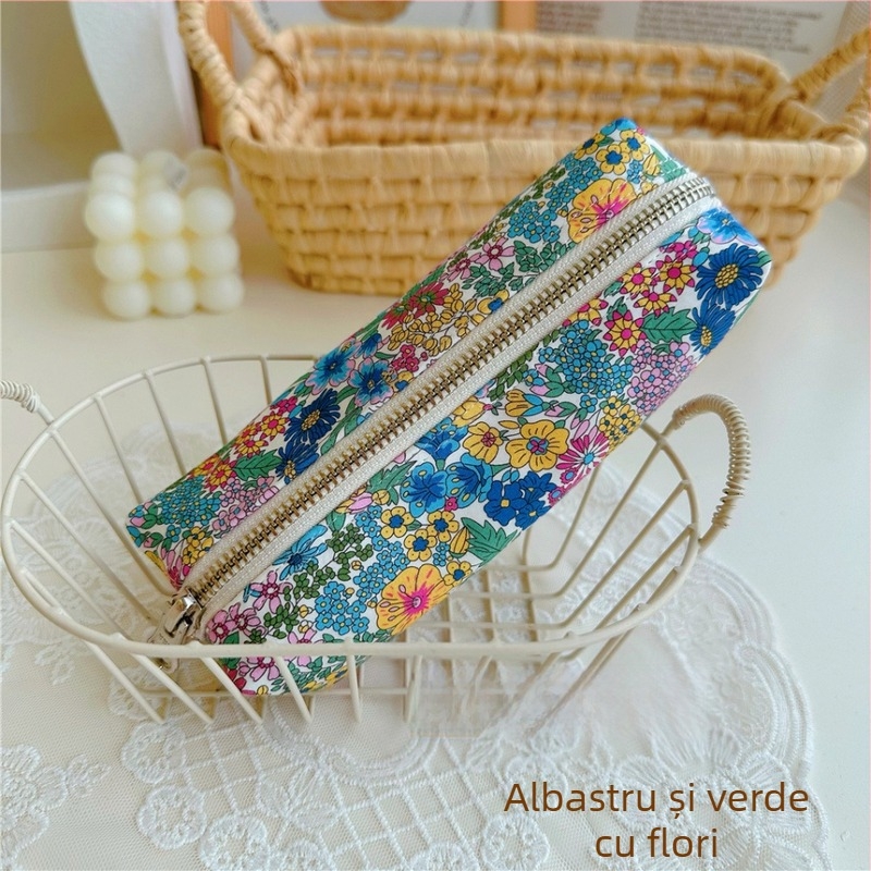 Penar pentru creioane, lucrat manual, din bumbac și in, stil textil