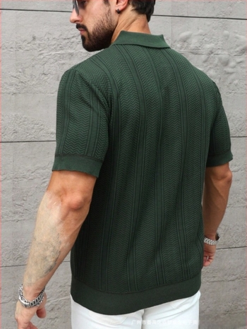 Pulover britanic cu guler tip cămașă, mâneci lungi, lână 30–35%, fără cute