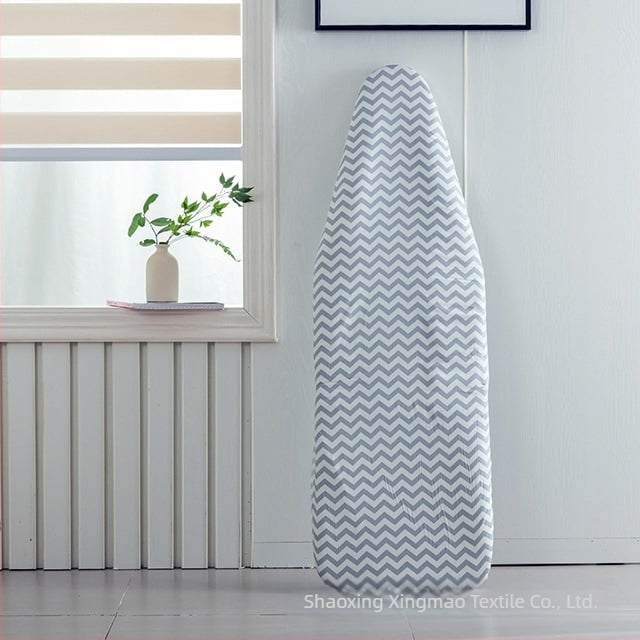 Husă pentru masă de călcat trei în unu, bumbac, stil modern minimalist, marcă Aifeibi, pachet 45-50 bucăți