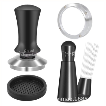 Set de accesorii pentru espresso italian din oțel inoxidabil 304, format din 4 piese: tampare cu scară, ac de distribuție a pulberii, inel magnetic de colectare a pulberii