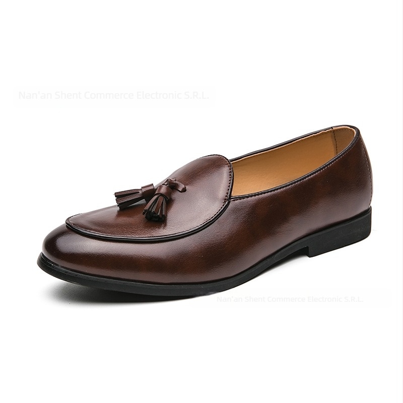 Pantofi din piele pentru bărbați - Partea superioară din piele artificială, Vârf ascuțit, Capac deget din piele, Închidere slip-on