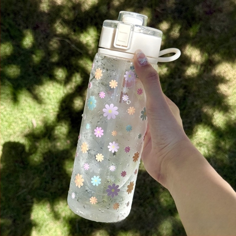 Tumbler din plastic pentru apă, capac etanș cu închidere, model floral, material PC, stil coreean cu șnur de purtare
