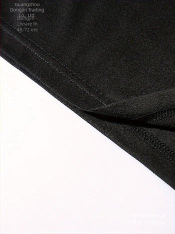 tricou din bumbac 96%+, croială lejeră, guler rotund, mâneci scurte, model imprimat