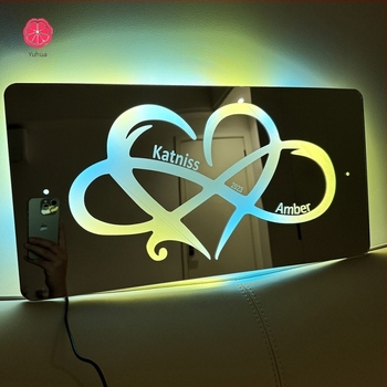 Oglindă cu nume gravat personalizat – inimă împletită, acrilic, stil modern minimalist, cadou pentru cupluri (Ziua Îndrăgostiților, aniversare)