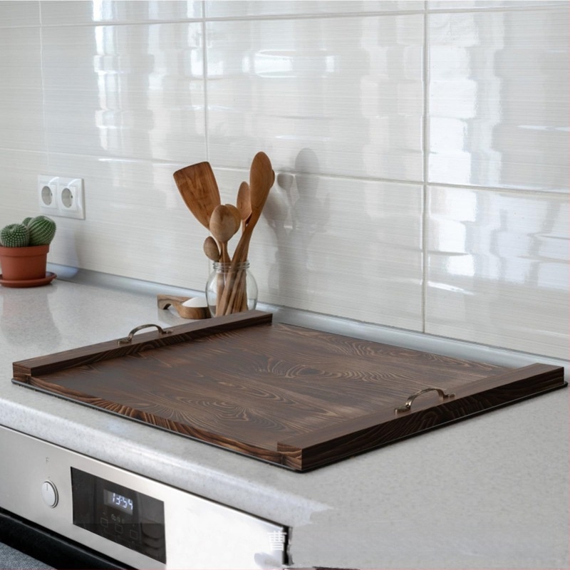 Capac din lemn pentru aragazul cu gaz – tocător multifuncțional și tavă portabilă