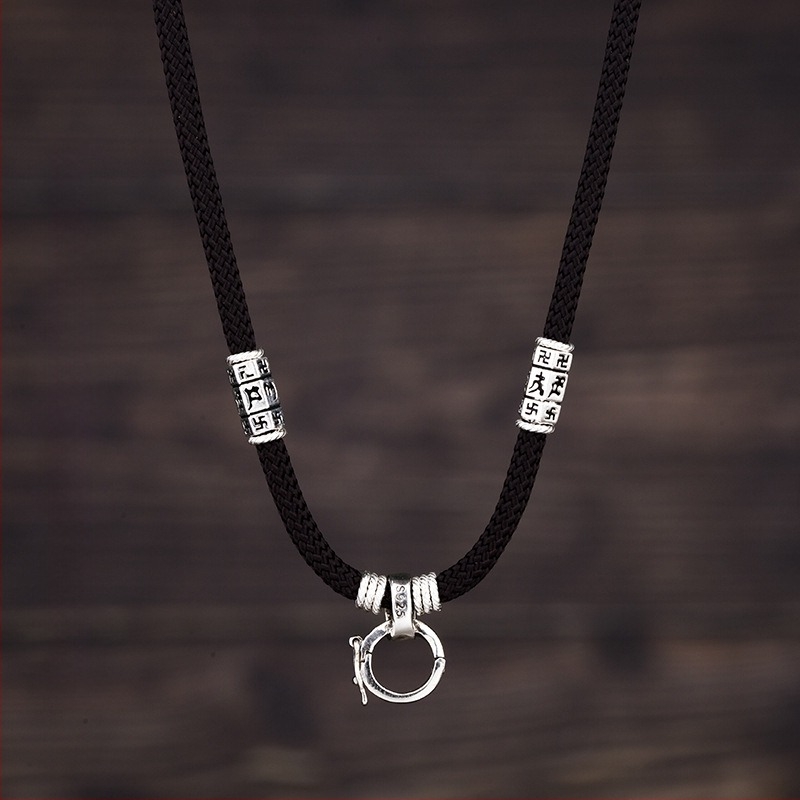 Colier unisex cu pandantiv, cataramă și șnur Passepartout (Material: Ornamente din argint; Origine: Utilizare generală; Marcă: Altă; Calitatea metalului prețios: Altă; An: Altul)