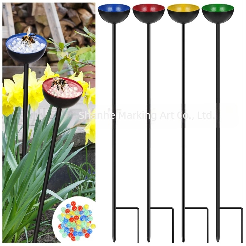 Stație metalică de udare pentru albine cu ceașcă — decor de grădină exterior, vas colorat pentru baie cu fluturi