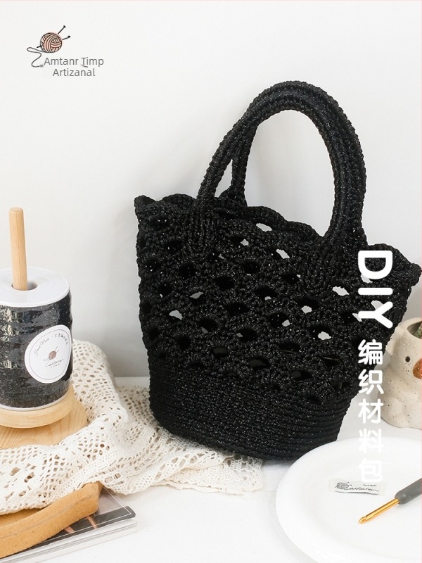 Geantă croșetată argintie, lucioasă, de vară – kit DIY pentru geantă croșetată cu decupaj
