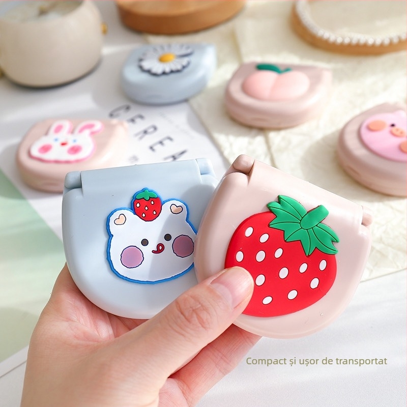 Cutie de cusut mini cu personaje drăguțe – set portabil pentru acasă și plecări