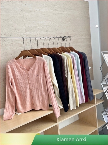 Cardigan tricotat cu broderie, guler rotund, mâneci lungi, croială lejeră — pulover tricotat pentru femei