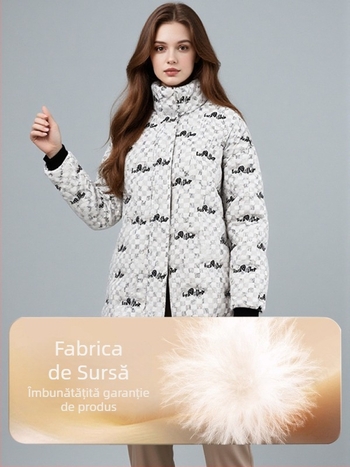 Geacă lungă din organza cu broderie în carouri, umplutură din puf de rață alb, peste 91% puf, croială lejeră