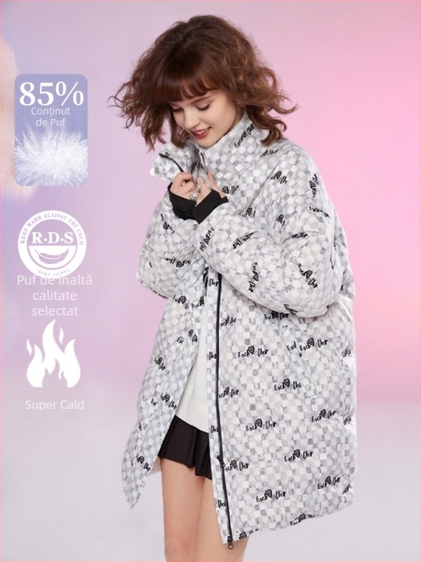 Geacă lungă din organza cu broderie în carouri, umplutură din puf de rață alb, peste 91% puf, croială lejeră