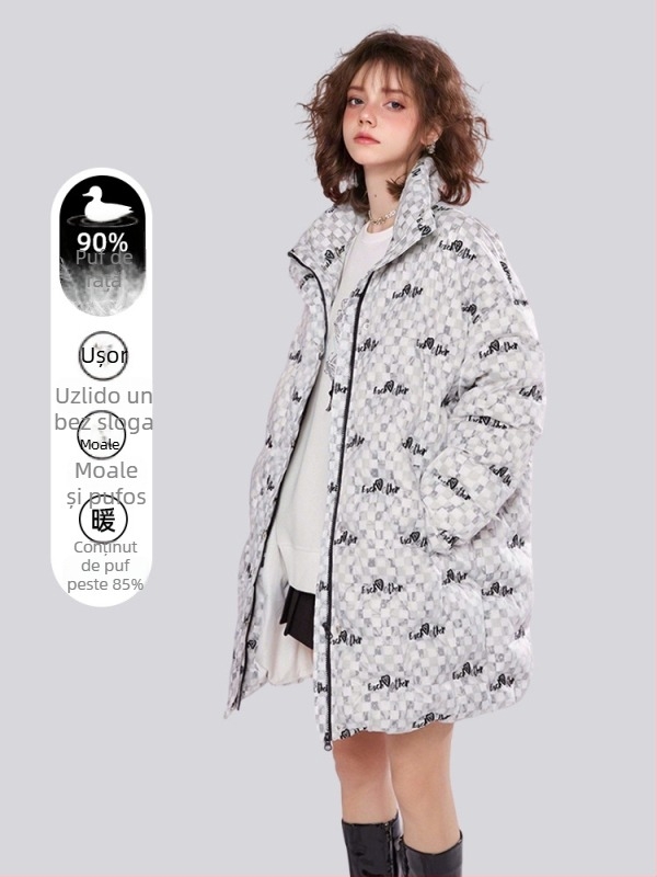 Geacă lungă din organza cu broderie în carouri, umplutură din puf de rață alb, peste 91% puf, croială lejeră