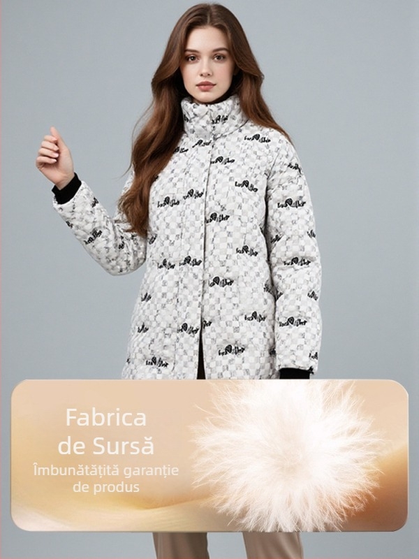 Geacă lungă din organza cu broderie în carouri, umplutură din puf de rață alb, peste 91% puf, croială lejeră