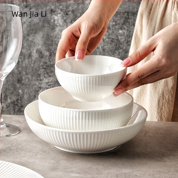 Set de veselă din porțelan: boluri și farfurii circulare, culoare solidă, stil modern minimalist, sub glazură, poate fi folosit în cuptorul cu microunde, diametre 13–16.9 cm