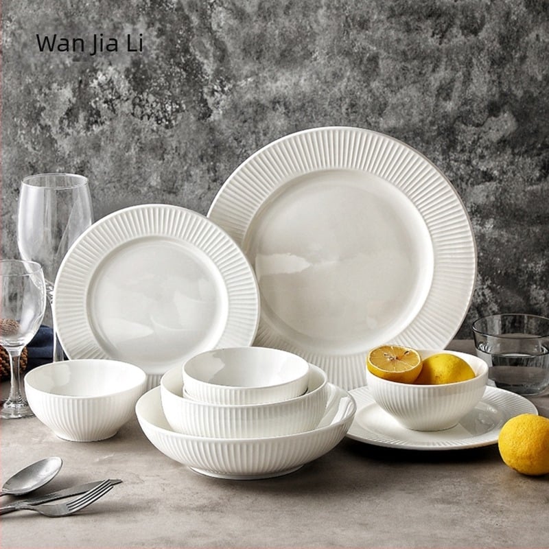 Set de veselă din porțelan: boluri și farfurii circulare, culoare solidă, stil modern minimalist, sub glazură, poate fi folosit în cuptorul cu microunde, diametre 13–16.9 cm