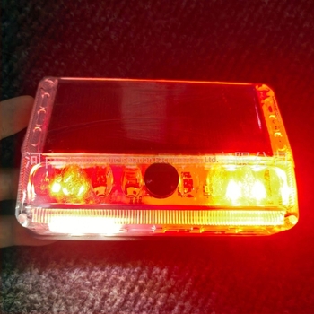 Lumină de avertizare solară pentru vehicule, cu indicator de lățime spate și moduri intermitent/funcționare continuă