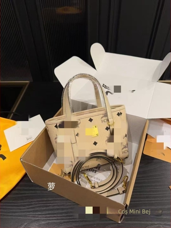 Geantă Tote din PVC, căptușită cu nylon, închidere cu fermoar, buzunar pentru telefon, curea unică de umăr