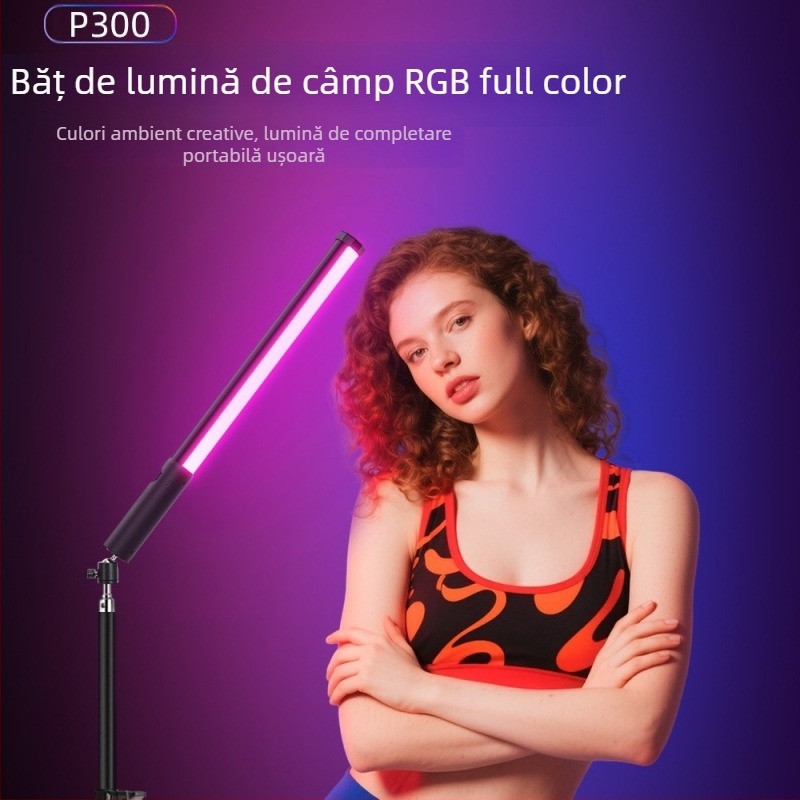 Lumină de fill RGB portabilă pentru portrete în aer liber (LED RGB; baterie încorporată; putere <10 W; tensiune 5 V; temperatură de culoare 2500–9900 K)