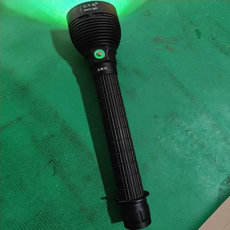 Beidou Guang Yuheng 2 Lumină de iluminat subacvatic pentru filmare, LED XHP70/SFT70, 30W, baterii 4×26650, rază 500 m+