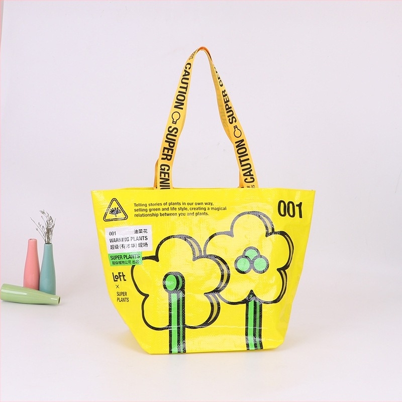 Geantă împletită manual cu imprimare logo și PP laminat, geantă din plastic în formă de barcă cu textură de piele de șarpe, pentru depozitare și ambalare haine, grosime personalizabilă