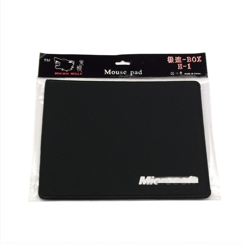 Pad de mouse pentru gaming, suprafață textilă, grosime 4 mm, antiderapant, pe o singură față