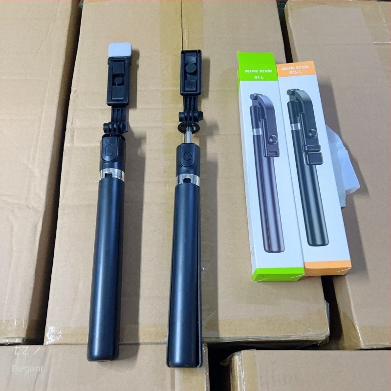 Selfie stick Bluetooth pentru telefoane, suport telescopic portabil All-in-One, staționar pe podea, rotație 360°, telecomandă